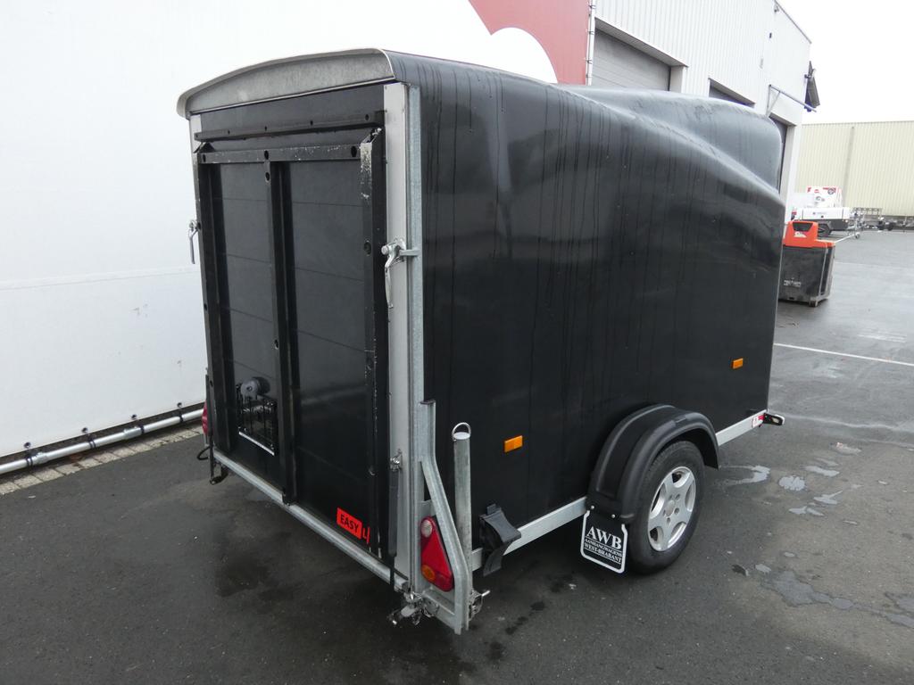 Easyline Gesloten aanhangwagen enkelas 300x151x170cm 1300kg